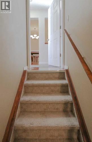 125 Silverado Range Cove Sw, Calgary, AB - Indoor Photo Showing Other Room