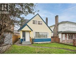 8264 14TH AVENUE  Burnaby, BC V3N 2B9