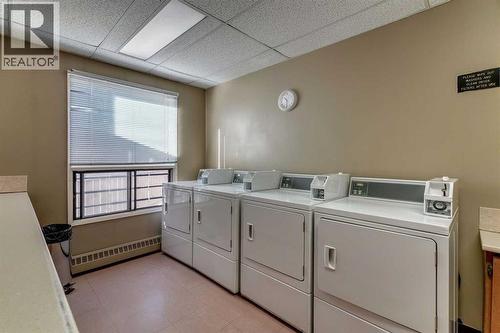 603, 1011 12 Avenue, Calgary, AB - Indoor Photo Showing Laundry Room