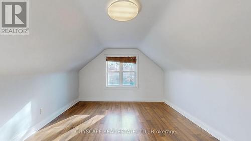 39 Woodward Avenue, Brampton, ON - Indoor Photo Showing Other Room