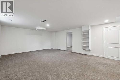 220 Templeby Place Ne, Calgary, AB - Indoor