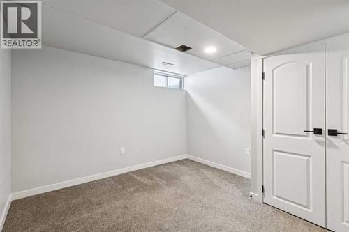 220 Templeby Place Ne, Calgary, AB - Indoor Photo Showing Other Room