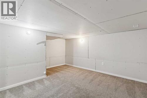 220 Templeby Place Ne, Calgary, AB - Indoor Photo Showing Other Room