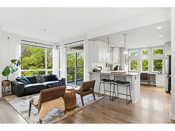 116 2238 WHATCOM ROAD  Abbotsford, BC V3G 0E6