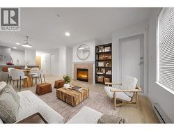 201 1011 W KING EDWARD AVENUE  Vancouver, BC V6H 1Z3