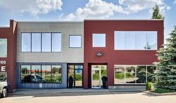 7317  Roper Road NW  Edmonton, AB T6E 0W4