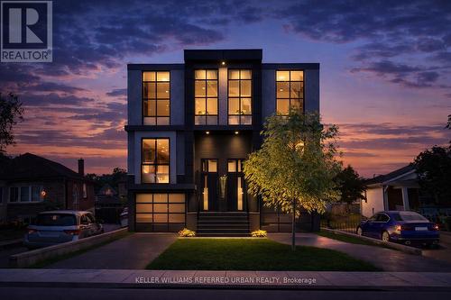 66 KANE AVENUE  Toronto, ON M5M 3M7