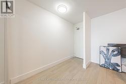 2002 - 2220 MARINE DRIVE  Oakville, ON L6L 5H1