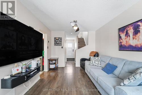 3382 Nighthawk Trail, Mississauga, ON - Indoor Photo Showing Living Room