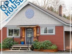 4518 JOYCE AVE  Powell River, BC V8A 3A9