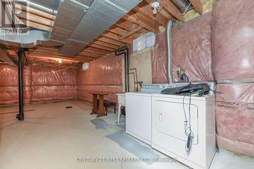 5439 Antrex Crescent, Mississauga, ON - Indoor Photo Showing Laundry Room