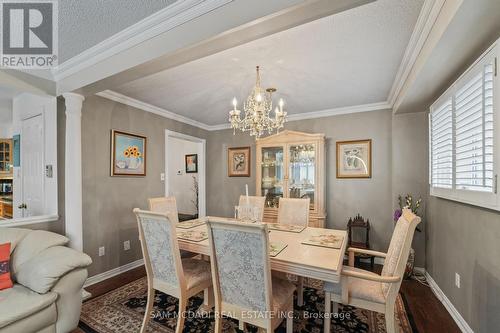1004 Queensbridge Drive, Mississauga, ON - Indoor Photo Showing Dining Room