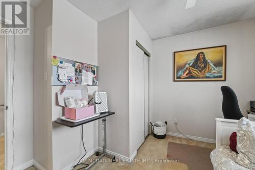 1004 Queensbridge Drive, Mississauga, ON - Indoor Photo Showing Other Room