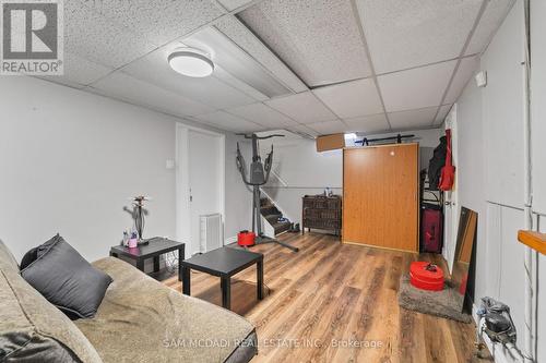 1004 Queensbridge Drive, Mississauga, ON - Indoor