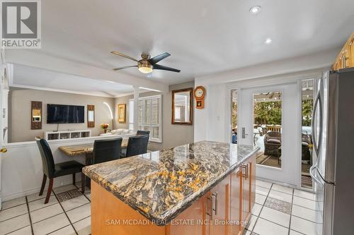 1004 Queensbridge Drive, Mississauga, ON - Indoor