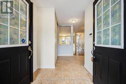 18 VINTAGE GATE  Brampton, ON L6X 5C4