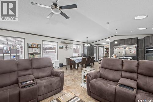 320 B Avenue, Shellbrook Rm No. 493, SK - Indoor Photo Showing Living Room