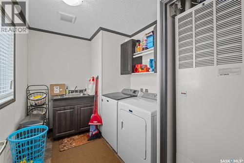 320 B Avenue, Shellbrook Rm No. 493, SK - Indoor Photo Showing Laundry Room
