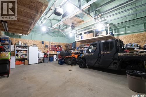 320 B Avenue, Shellbrook Rm No. 493, SK - Indoor Photo Showing Garage