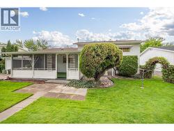 Beautiful Level, fully landscaped & manicured lot - 