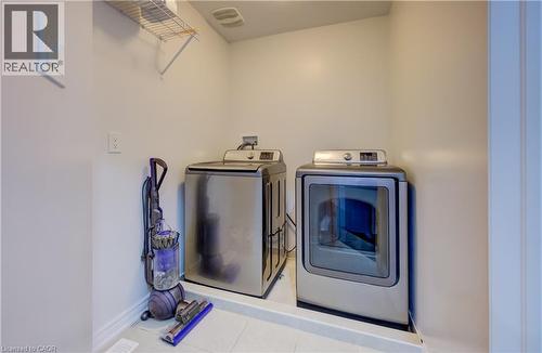 524 Linden Drive, Cambridge, ON - Indoor Photo Showing Laundry Room
