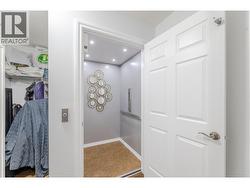 Elevator second floor - 