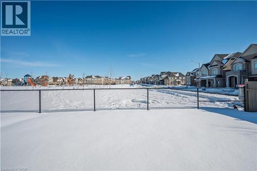 3131 Goodyear Road, Burlington, ON - Outdoor