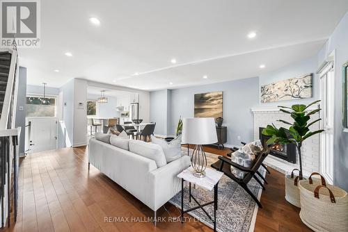 64 Sylvan Valley Way, Toronto, ON - Indoor Photo Showing Living Room