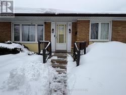 25 INGRID DRIVE N  Toronto, ON M1G 3A8