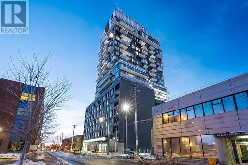 1701 - 203 CATHERINE STREET  Ottawa, ON K2P 1J5