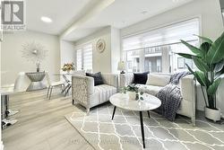 45 MATAWIN LANE  Richmond Hill, ON L4B 0H8