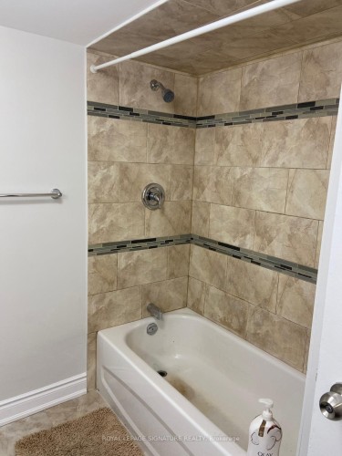 3163 Galbraith Drive, Mississauga, ON - Indoor Photo Showing Bathroom