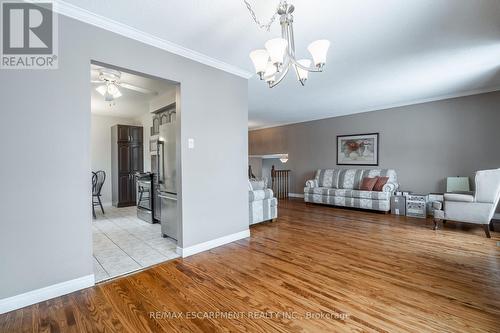 19 Valery Court, Hamilton, ON - Indoor