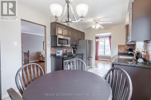 19 Valery Court, Hamilton, ON - Indoor