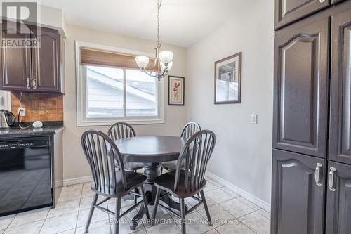 19 Valery Court, Hamilton, ON - Indoor Photo Showing Dining Room