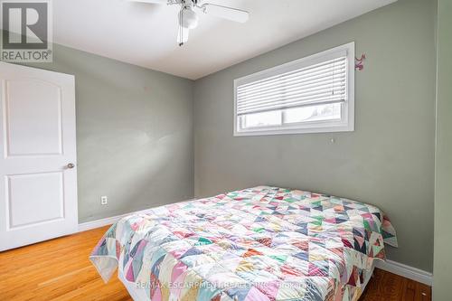 19 Valery Court, Hamilton, ON - Indoor Photo Showing Bedroom