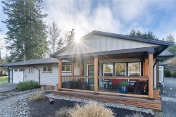 674 Hawthorne Rise  Parksville, BC V9P 2A1