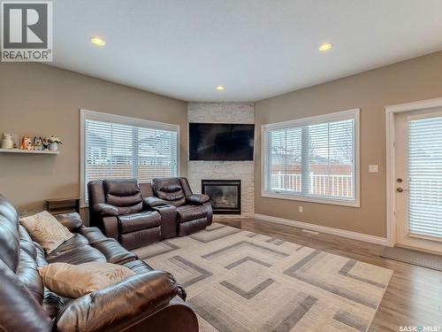 311 115 Salloum Crescent, Saskatoon, SK - Indoor Photo Showing Living Room With Fireplace