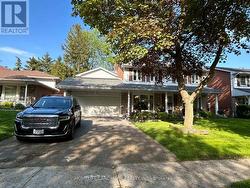 2ND FLOOR - 37 ALLANGROVE CRESCENT  Toronto, ON M1W 1S4