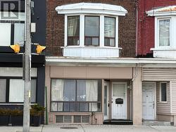 493 JONES AVENUE Toronto, ON M4J 3G8