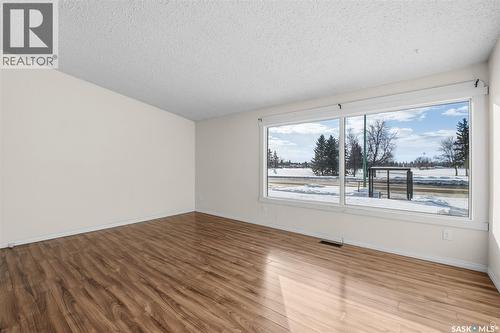 824-826 28Th Street E, Prince Albert, SK - Indoor Photo Showing Other Room