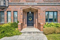 80 CHURCHILL AVENUE  Toronto, ON M2N 1Y9