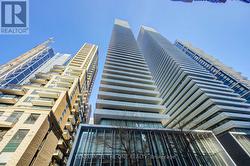 902 - 42 CHARLES STREET E  Toronto, ON M4Y 0B7