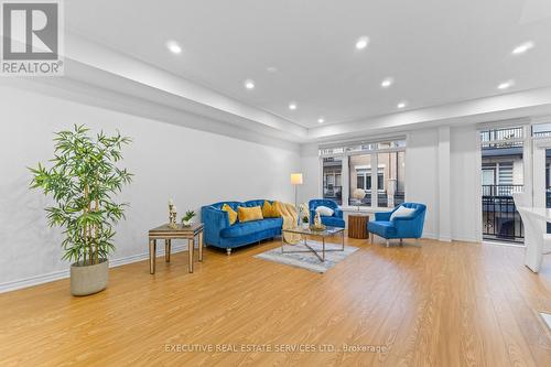 13 Ormand Terrace, Caledon, ON - Indoor Photo Showing Other Room