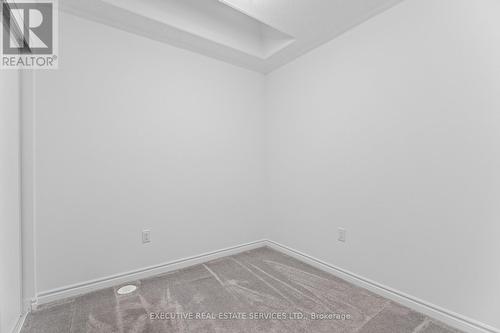 13 Ormand Terrace, Caledon, ON - Indoor Photo Showing Other Room