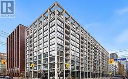 815 - 39 BRANT STREET  Toronto, ON M5V 0M8
