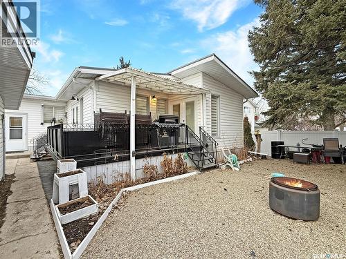 1102 Golden Place, Swift Current, SK - Outdoor With Deck Patio Veranda
