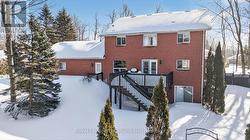 Large deck to enjoy your privacy! - 