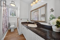 Main 4 piece bathroom on 2nd floor - 