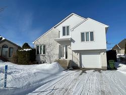 3880 Rue des Sources  Sainte-Catherine, QC J5C 1Y6